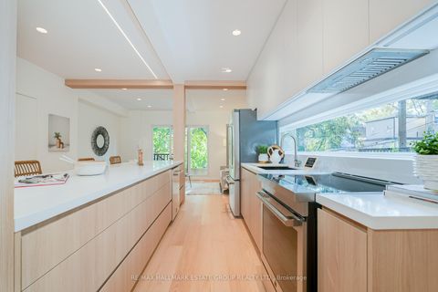 Photo 11 at 7 Ivy Avenue, South Riverdale, Toronto