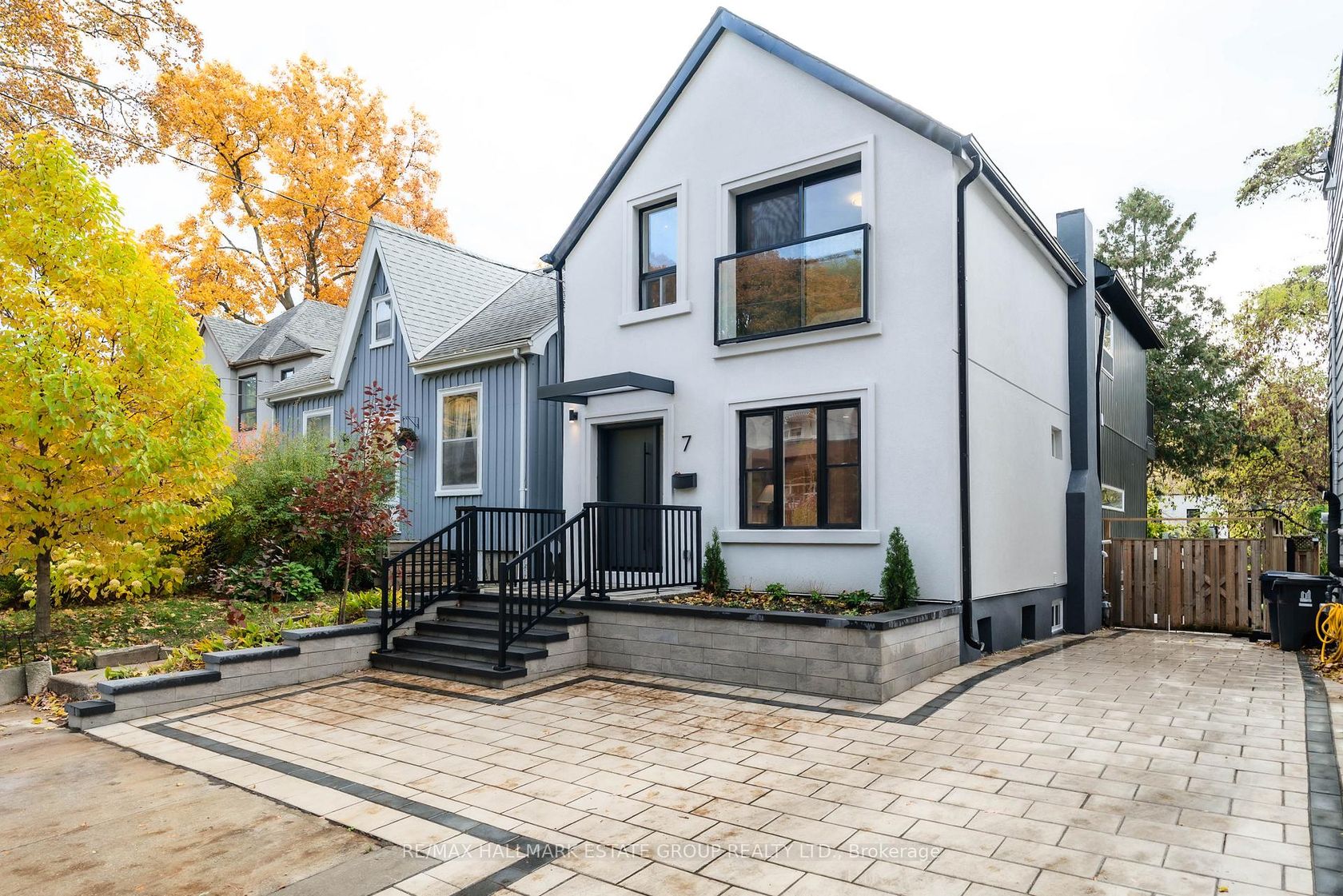 7 Ivy Avenue, South Riverdale, Toronto 