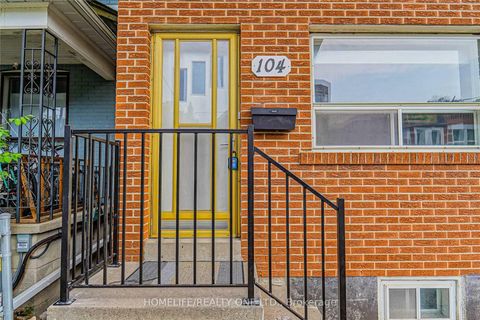 Photo 2 at 104 Benson Avenue, Wychwood, Toronto
