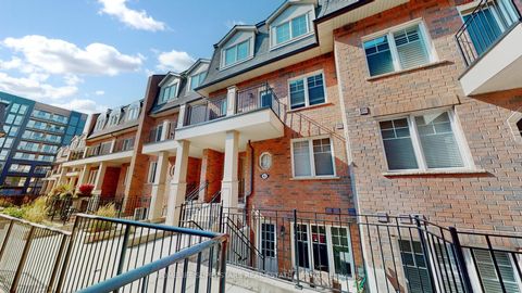 Photo 2 at 42-02 - 2420 Baronwood Drive, WM Westmount, Oakville