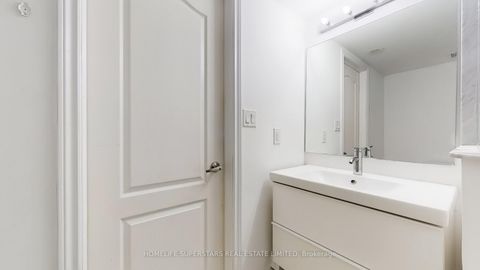 Photo 22 at 42-02 - 2420 Baronwood Drive, WM Westmount, Oakville