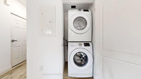 Photo 28 at 42-02 - 2420 Baronwood Drive, WM Westmount, Oakville