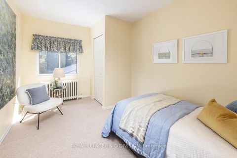 Photo 23 at 193 Glenview Avenue, Lawrence Park South, Toronto