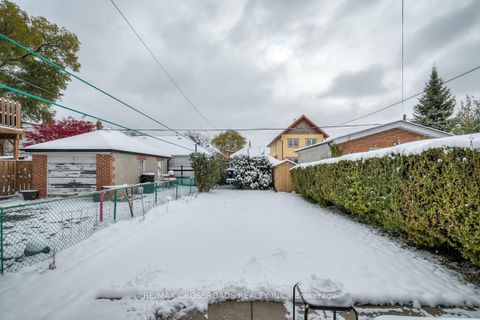 Photo 23 at 363 Hopewell Avenue, Belgravia, Toronto