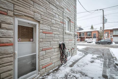 Photo 25 at 363 Hopewell Avenue, Belgravia, Toronto