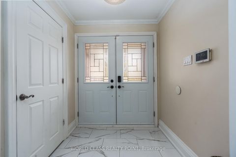 Photo 5 at 1448 Mayors Manor, GA Glen Abbey, Oakville