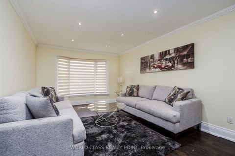 Photo 7 at 1448 Mayors Manor, GA Glen Abbey, Oakville