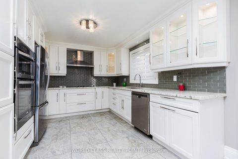 Photo 12 at 1448 Mayors Manor, GA Glen Abbey, Oakville