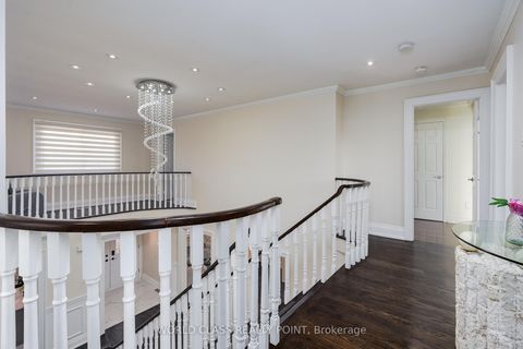 Photo 21 at 1448 Mayors Manor, GA Glen Abbey, Oakville