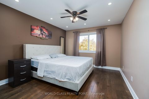 Photo 24 at 1448 Mayors Manor, GA Glen Abbey, Oakville