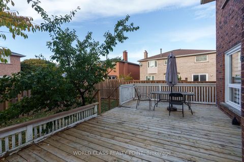 Photo 32 at 1448 Mayors Manor, GA Glen Abbey, Oakville