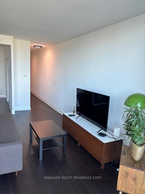 Photo 18 at 1916 - 160 Vanderhoof Avenue, Thorncliffe Park, Toronto