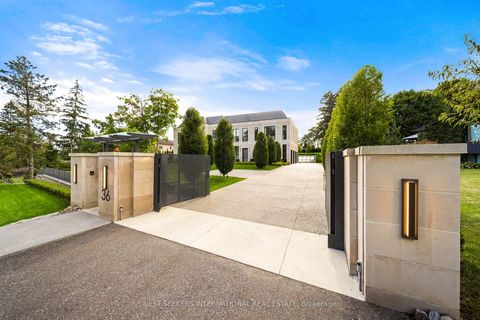 Photo 3 at 36 Waymar Heights Boulevard, Islington Woods, Vaughan