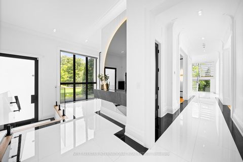 Photo 18 at 36 Waymar Heights Boulevard, Islington Woods, Vaughan