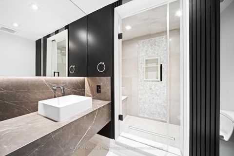 Photo 41 at 36 Waymar Heights Boulevard, Islington Woods, Vaughan