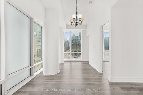 Photo 4 at 506 - 8 The Esplanade Street, Waterfront Communities C8, Toronto