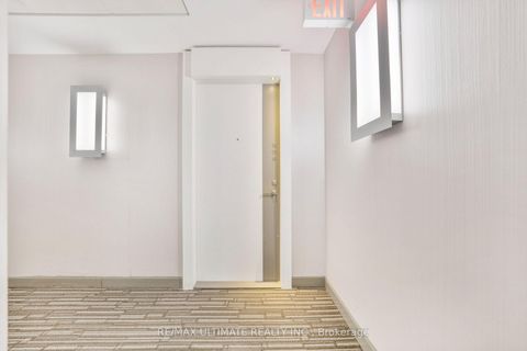 Photo 12 at 506 - 8 The Esplanade Street, Waterfront Communities C8, Toronto