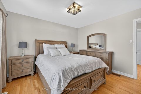 Photo 11 at 193 Zokol Drive, Bayview Northeast, Aurora