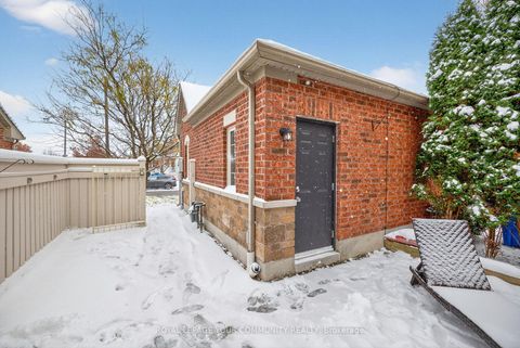 Photo 21 at 193 Zokol Drive, Bayview Northeast, Aurora