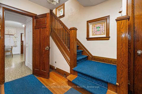 Photo 13 at 59 Ostend Avenue, Swansea, Toronto