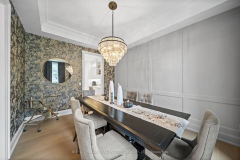 Photo 6 at 8 Graywood Drive, Rosethorn, Toronto