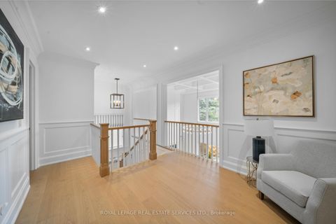 Photo 22 at 8 Graywood Drive, Rosethorn, Toronto