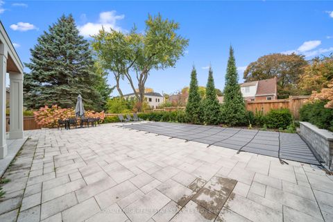 Photo 36 at 8 Graywood Drive, Rosethorn, Toronto