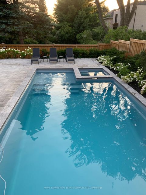 Photo 38 at 8 Graywood Drive, Rosethorn, Toronto