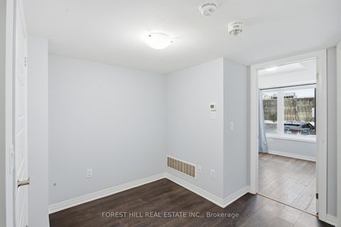 Photo 6 at 6 - 157 William Duncan Road, CFB, Toronto
