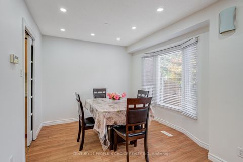 Photo 12 at 36 Ponymill Drive, Milliken, Toronto