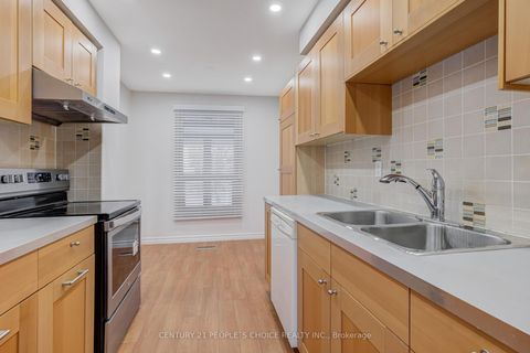 Photo 15 at 36 Ponymill Drive, Milliken, Toronto