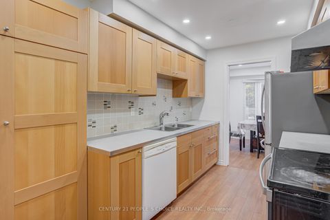 Photo 16 at 36 Ponymill Drive, Milliken, Toronto