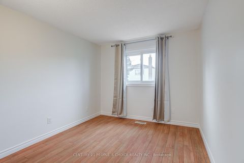 Photo 27 at 36 Ponymill Drive, Milliken, Toronto