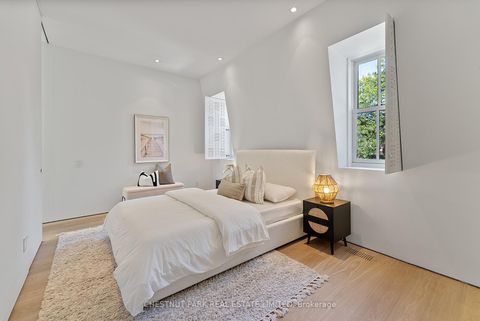 Photo 30 at 82 Robert Street, University, Toronto