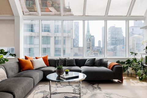 Photo 6 at PH 912 - 82 Lombard Street, Yonge Corridor, Toronto