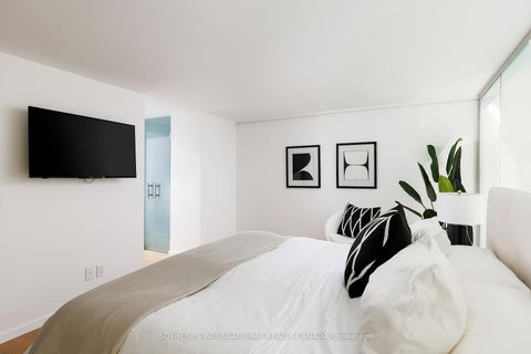 Photo 15 at PH 912 - 82 Lombard Street, Yonge Corridor, Toronto