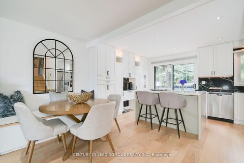 Photo 14 at 4 Aveline Crescent, Bendale, Toronto