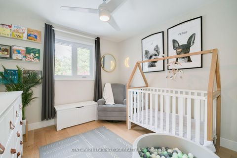 Photo 29 at 4 Aveline Crescent, Bendale, Toronto