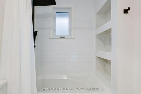 Photo 33 at 4 Aveline Crescent, Bendale, Toronto