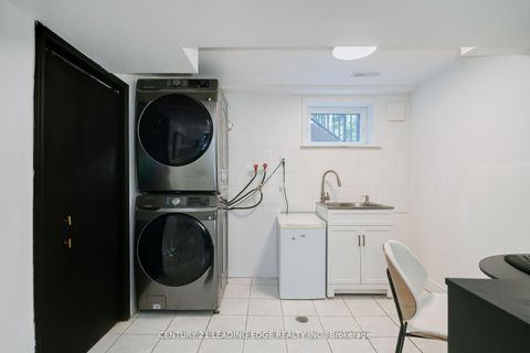 Photo 38 at 4 Aveline Crescent, Bendale, Toronto