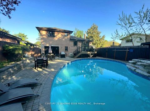 Photo 49 at 4 Aveline Crescent, Bendale, Toronto