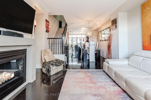 Photo 15 at 825A Oxford Street, Mimico, Toronto