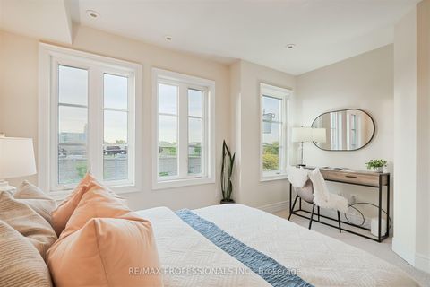 Photo 22 at 825A Oxford Street, Mimico, Toronto