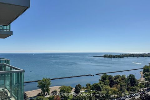 Photo 11 at LPH01 - 1910 Lake Shore Boulevard W, Swansea, Toronto