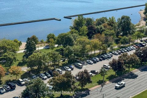 Photo 14 at LPH01 - 1910 Lake Shore Boulevard W, Swansea, Toronto