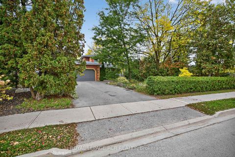 Photo 2 at 87 George Street, Aurora Village, Aurora