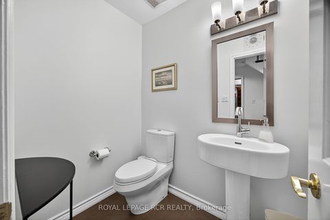 Photo 13 at 87 George Street, Aurora Village, Aurora