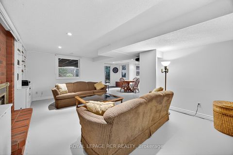 Photo 26 at 87 George Street, Aurora Village, Aurora