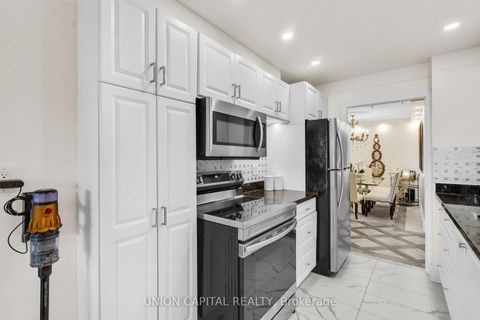 Photo 20 at 303 - 45 Huntingdale Boulevard, L'Amoreaux, Toronto