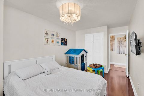 Photo 34 at 303 - 45 Huntingdale Boulevard, L'Amoreaux, Toronto